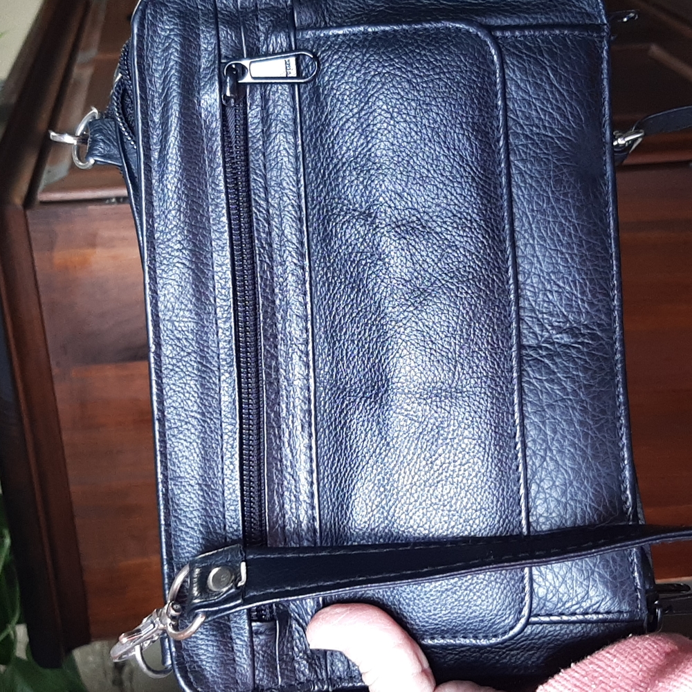 The best no name leather Conceal/ Carry purse you will EVER own!